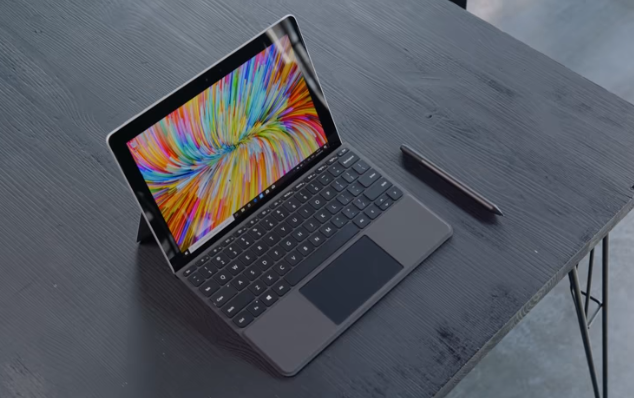Microsoft Surface Go фото